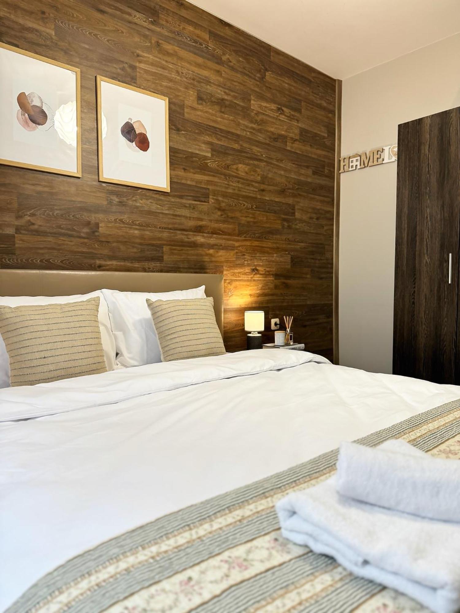 Top Centre Plovdiv Apt. With Parking For 4 Guests Exteriör bild
