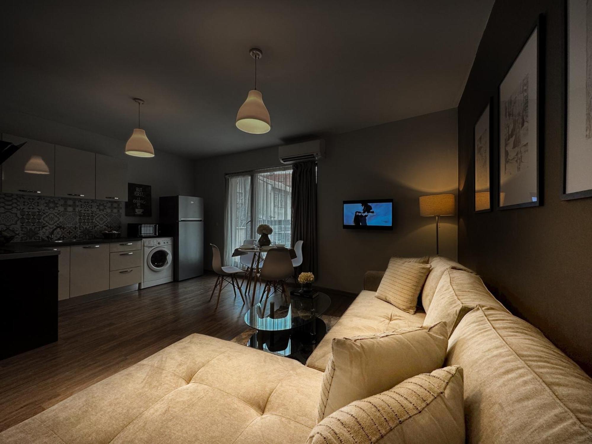 Top Centre Plovdiv Apt. With Parking For 4 Guests Exteriör bild
